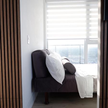 Modern Luxury Waterfront Condo Mississauga Kültér fotó
